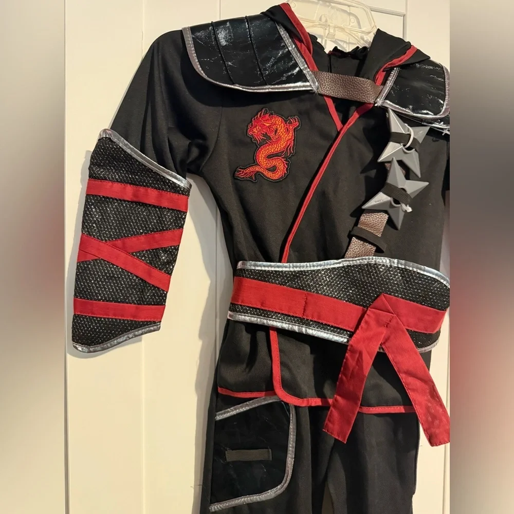 Kids Black & Red Dragon Ninja Costume Size 5-6 Halloween, Dress-Up, Costume Only